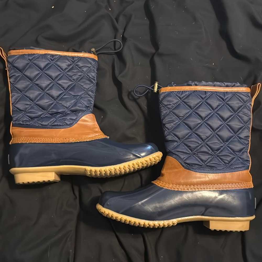 BASS & CO. Waterproof boots Size 9